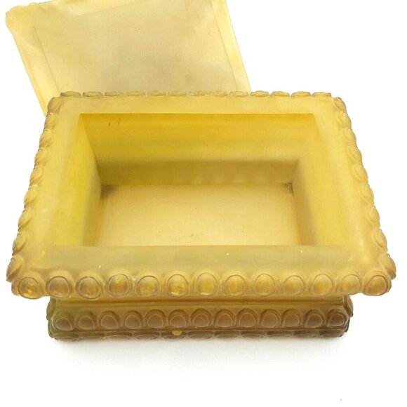 Elegant Ornate Glasslike Decorative Trinket Box Translucent Golden 7 x 5 x 6 in - Picture 2 of 8